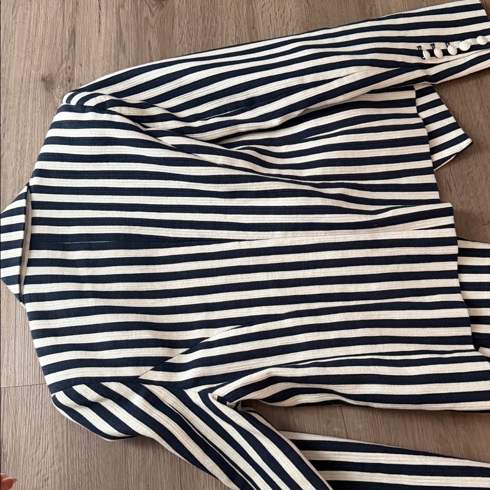 L'AGENCE Striped Blazer in Navy and Cream - Picture 8 of 8